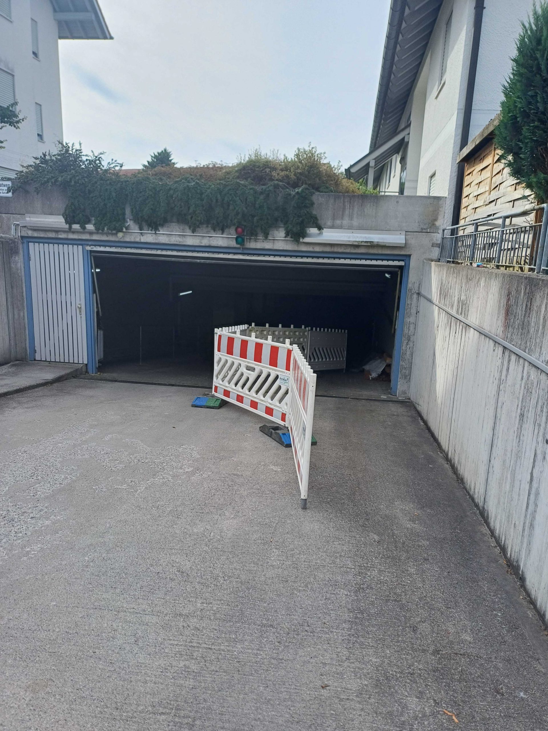 Objekt Peißenberg Erneuerung der Tiefgarage Entwasserungsrinne